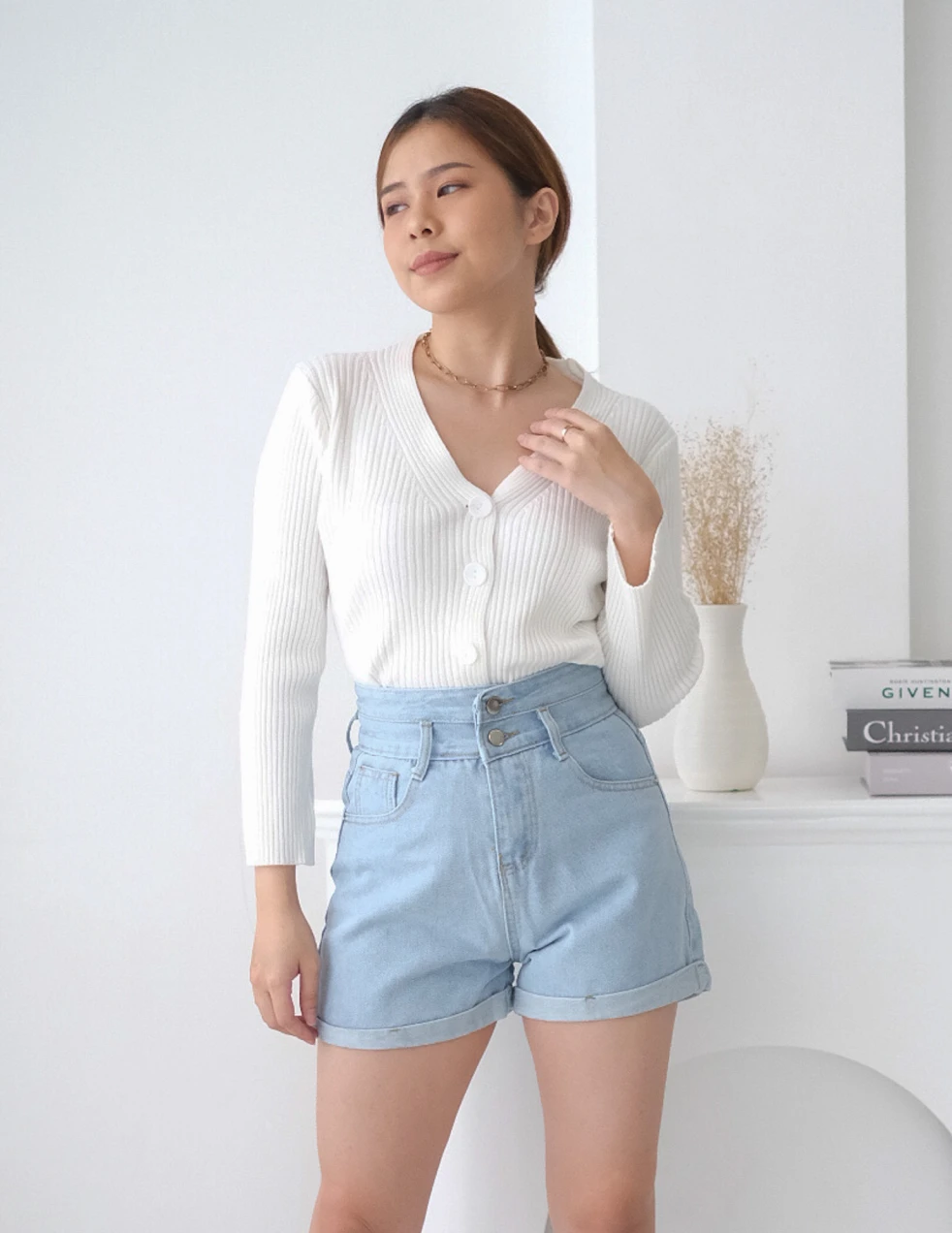 Jeans Agnes Short Pants - Light Blue 1 ~item/2023/3/28/agnes_short_pants_1