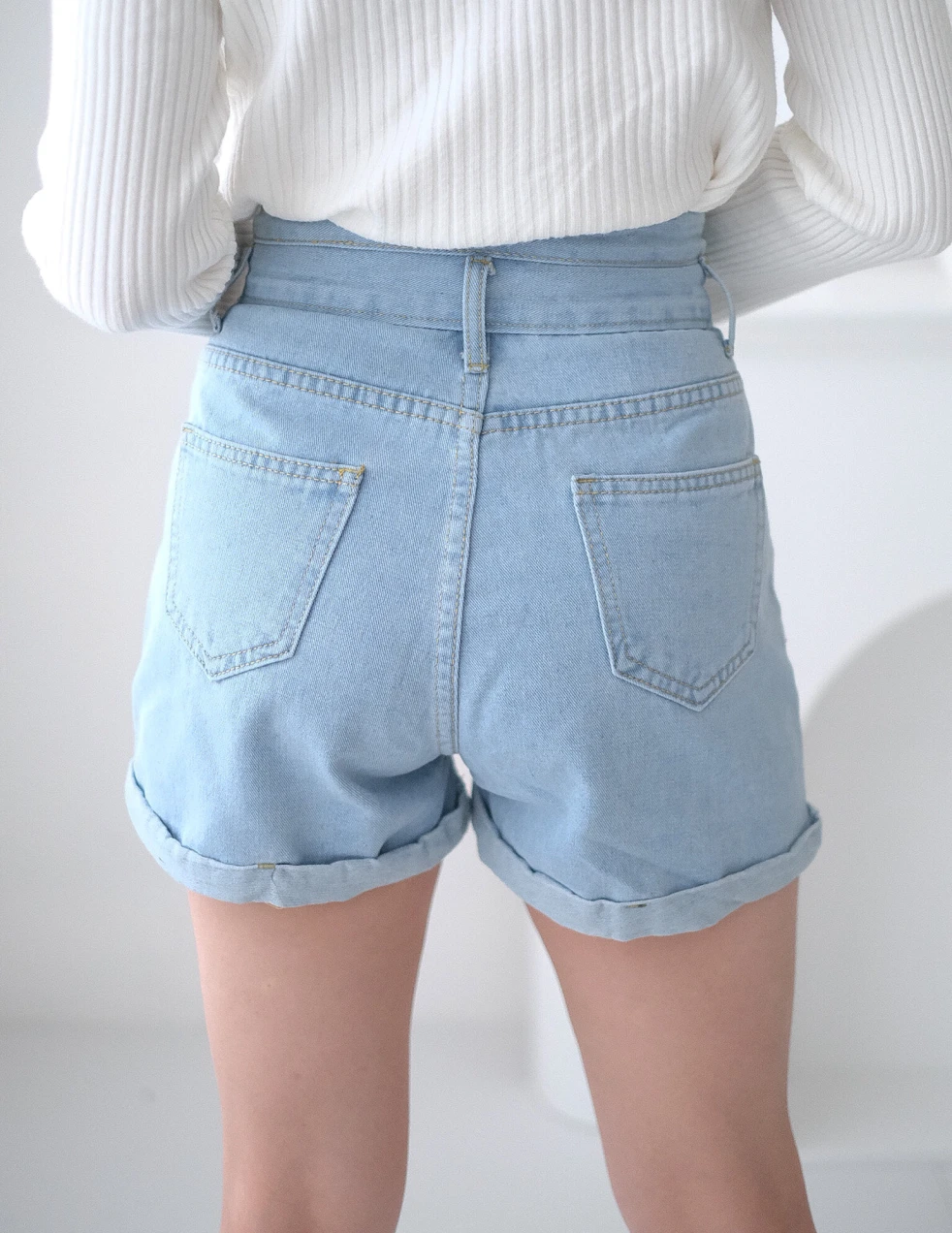 Jeans Agnes Short Pants - Biru Muda 3 ~item/2023/3/28/agnes_short_pants_3