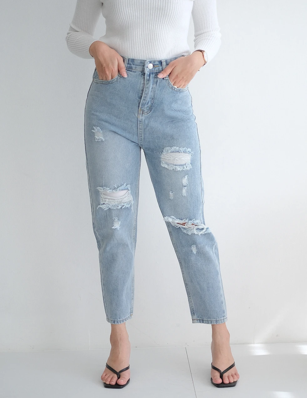 Jeans Chloe Jeans 3 ~item/2023/3/4/chloe_jeans_3